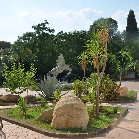 מלון דירות Villaggio Costa Blu סליה מרינה