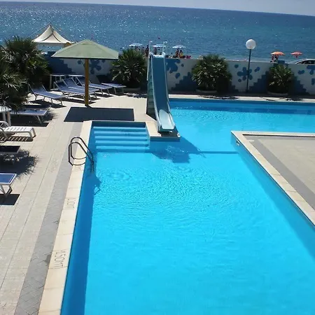 Villaggio Costa Blu 4*
